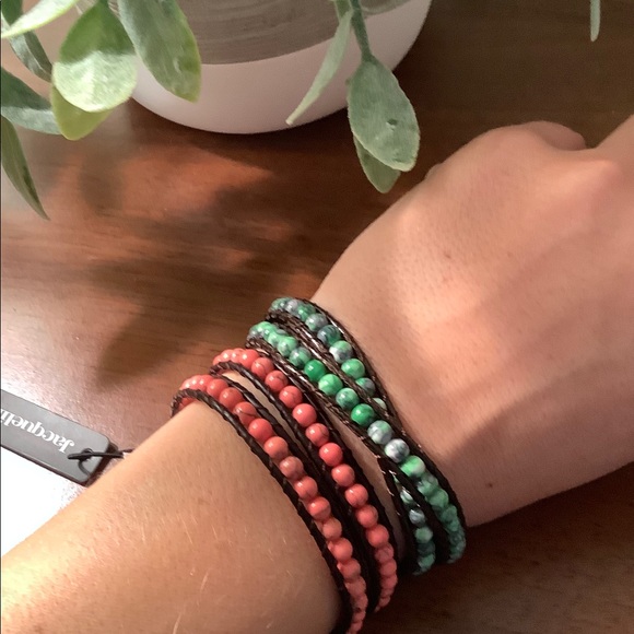 ☀️2 for $20 - Wrap Bracelet, Set of 2 Red & Green - Picture 4 of 4